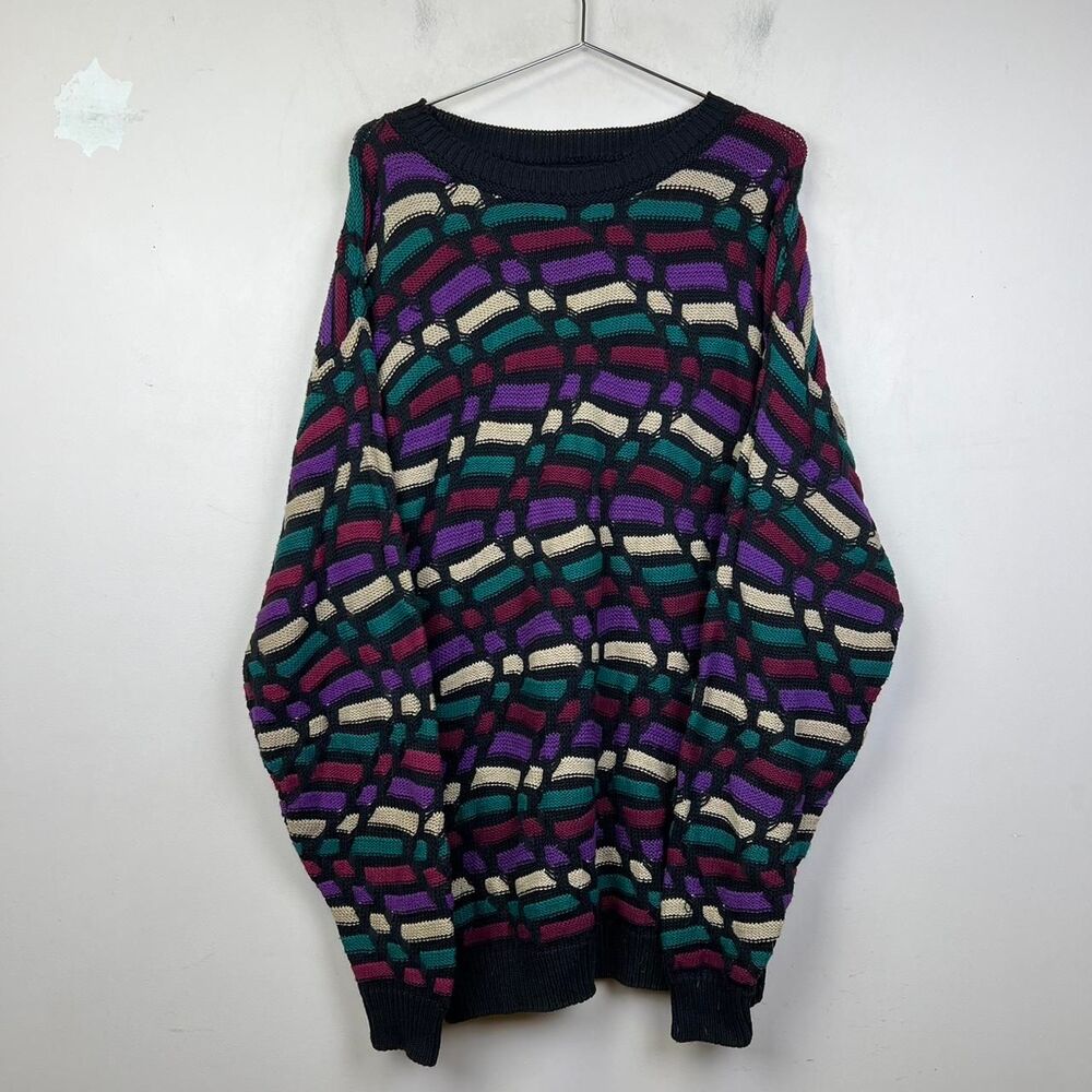 Dominic & Maria colorful sweater - a vibrant, oversized fit Size XXL